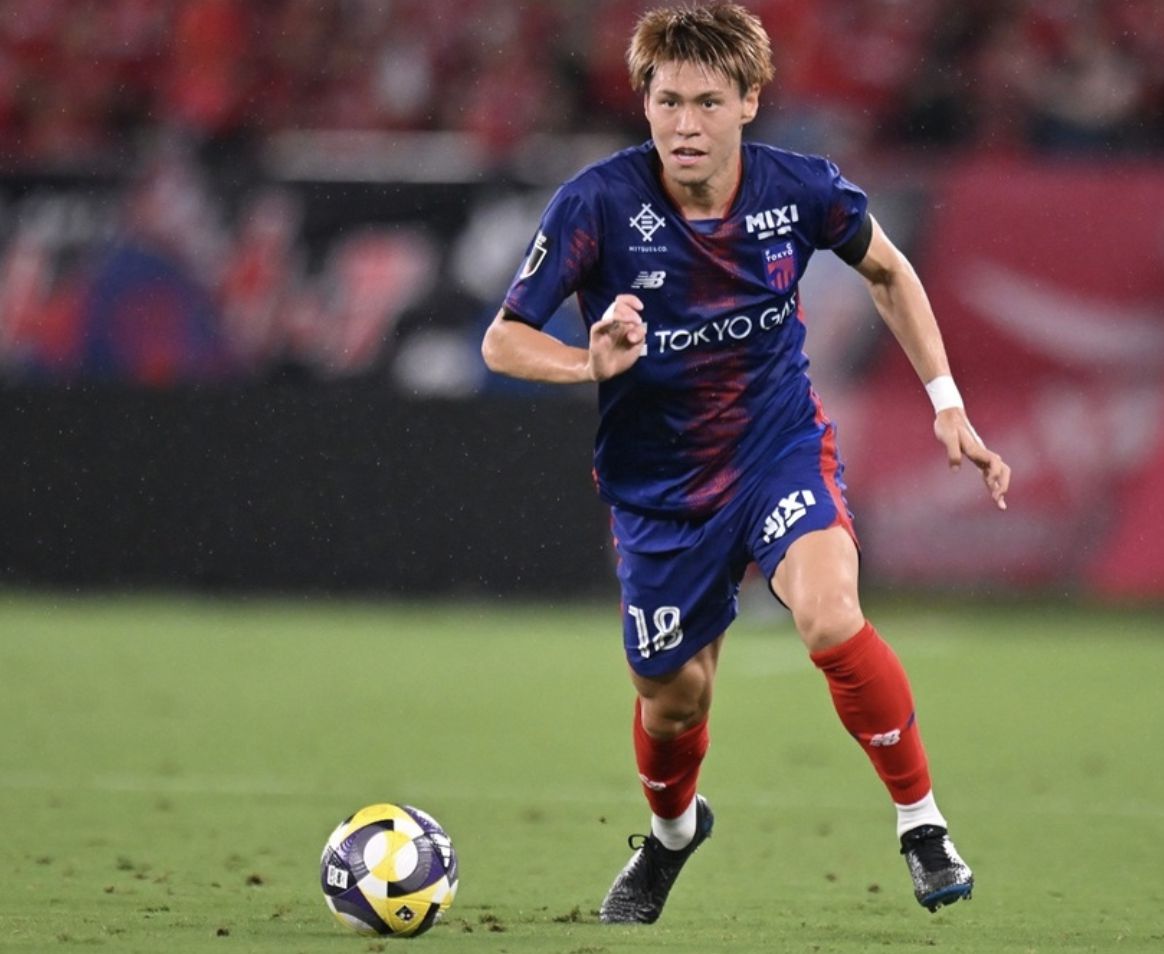 Oficial: El centrocampista del FC Tokyo Kento Hashimoto se ha torcido el músculo de la pantorrilla derecha y estará de baja entre 8 y 10 semanas.
