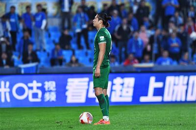 Medios de Beijing: Naibijiang, que resultó herido antes, participó en el entrenamiento conjunto del equipo de Guoan y Zhang Yuning regresó al entrenamiento conjunto.