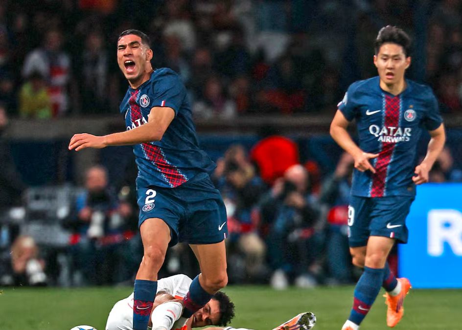 AS: Ashraf estará lesionado durante 6-8 semanas y no se espera que regrese hasta el próximo año