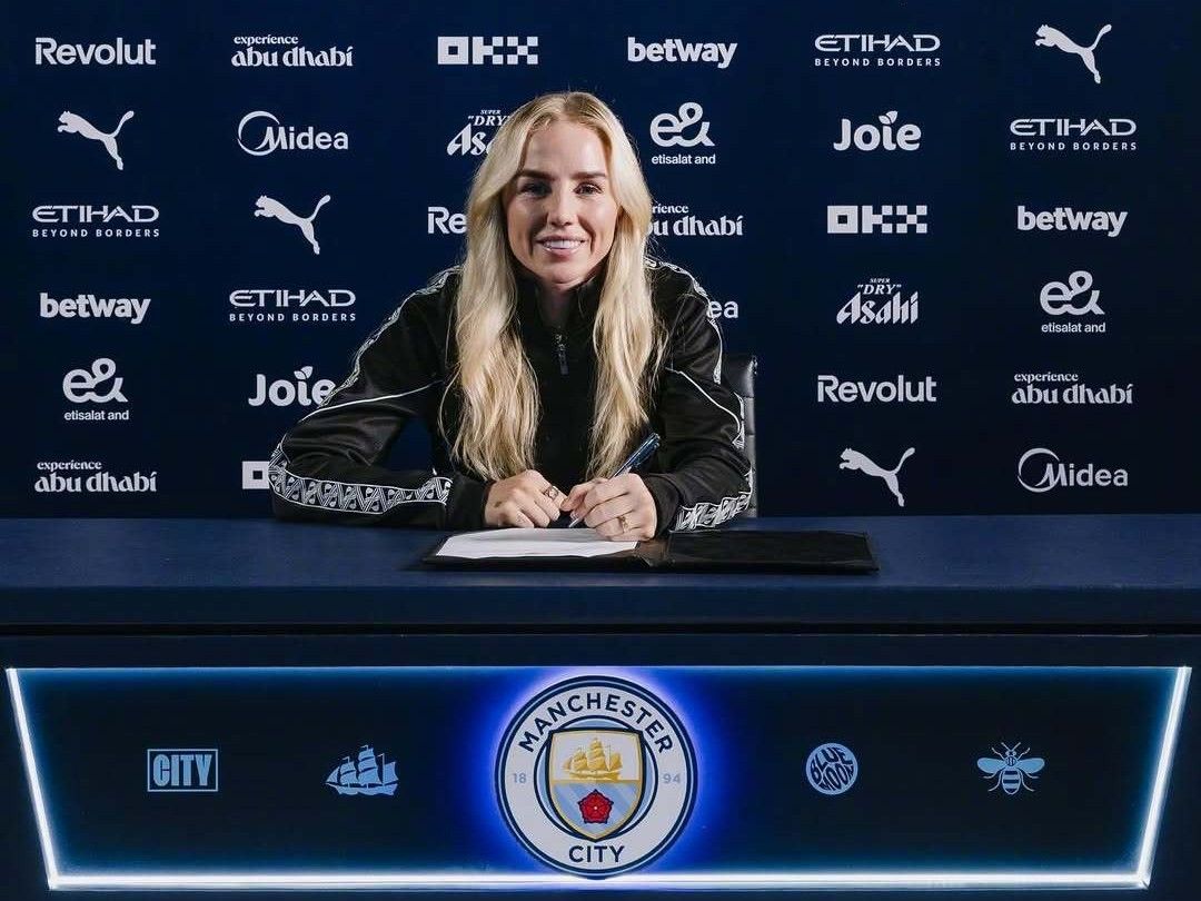 Oficial: Greenwood, de 32 años, renueva contrato con el equipo de fútbol femenino del Manchester City hasta 2027