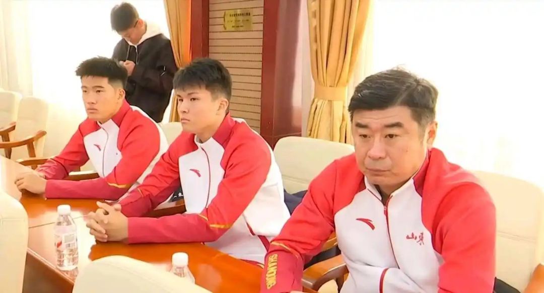 Han Peng: El equipo de Shandong no tiene más remedio que no tener a nadie en la zona de ataque; Definitivamente aprenderán de la guía de Xu Genbao.
