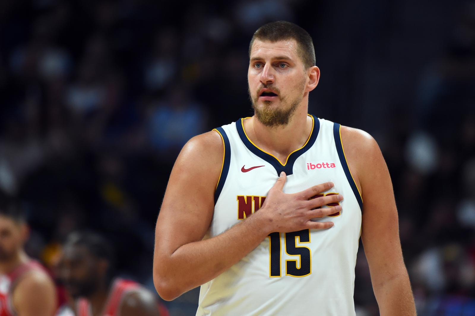¿Liderar el camino con 19 puntos y dejar jugar a Jokic? Entrenador de los Nuggets: No intento sumar puntos, solo quiero asegurar una victoria.