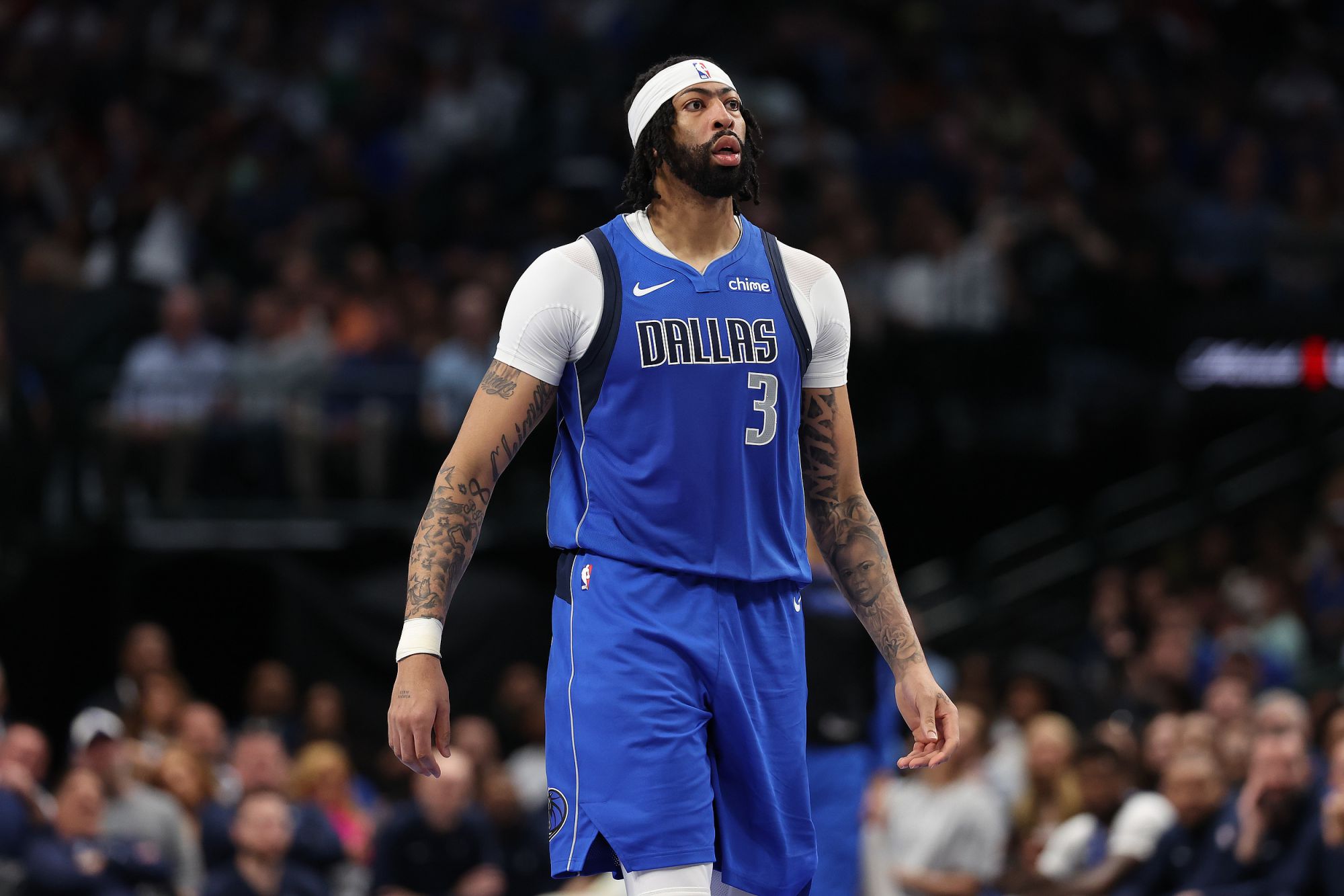 Meiji: Muchos equipos están interesados en cambiar por las cejas pobladas, pero todos creen que estas últimas deben perder peso primero.