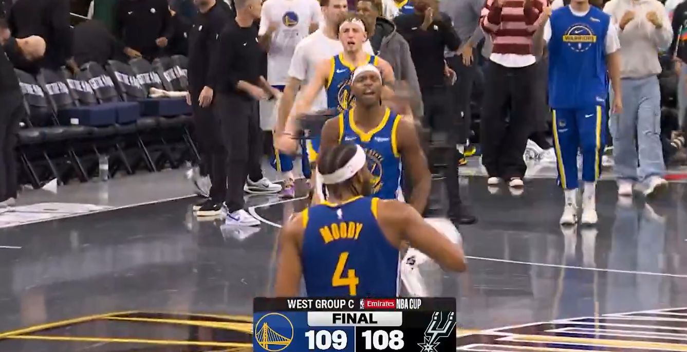 Curry anotó dos tiros libres clave, el último tiro en salto de Fox falló y los Warriors derrotaron por poco a los Spurs por 1 punto.