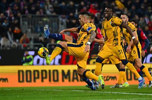 Cagliari vs Inter de Milán