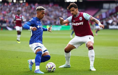 West Ham United contra Ipswich Town