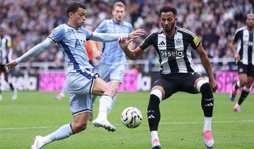 Newcastle United-Tottenham Hotspur