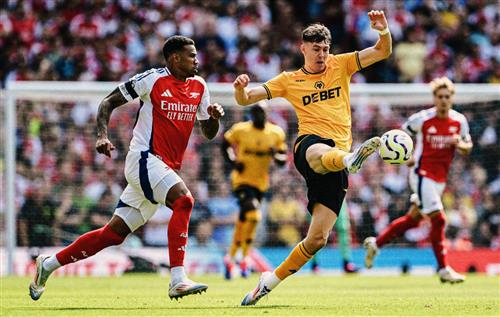Arsenal contra lobos