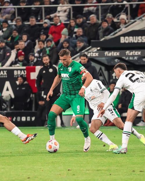 B. Mönchengladbach vs Augsburgo