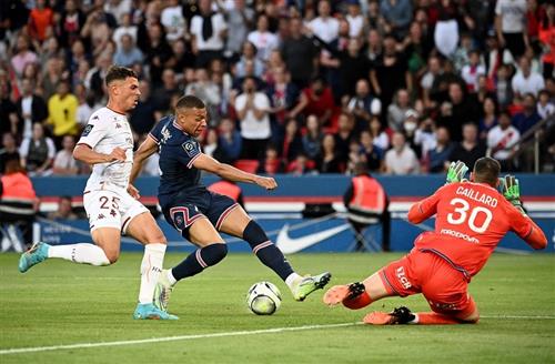 París Saint-Germain vs Metz