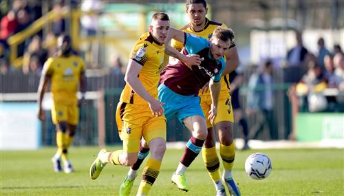 Port Vale contra Sutton United