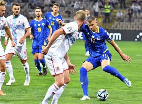 Luxemburgo vs Islandia