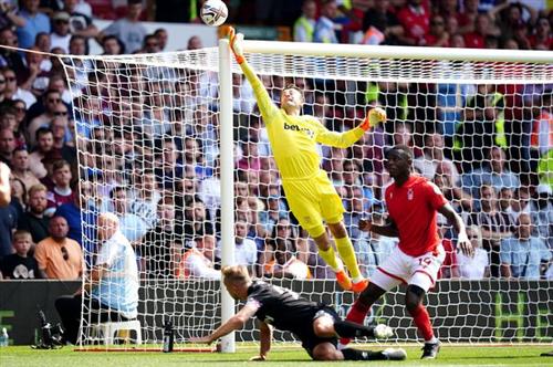 West Ham United contra Nottingham